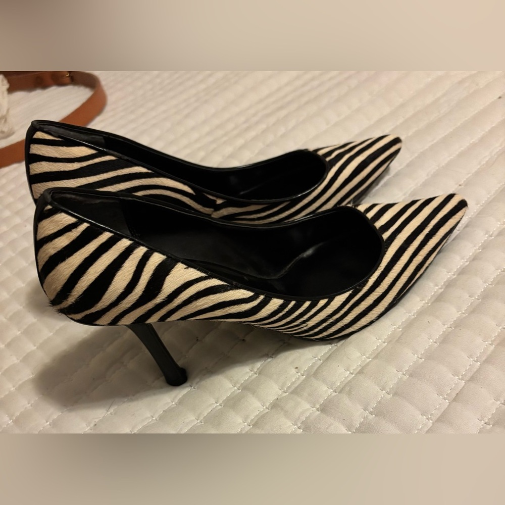 VGUC ALDO Zebra Print Pony Hair Heels 👠 🦓